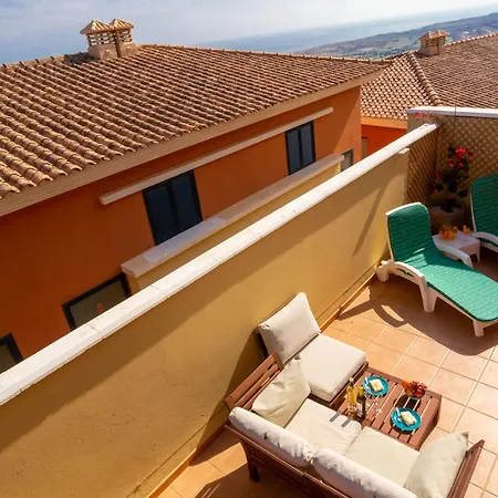 Lucky Thirteen - With Ocean View Appartement