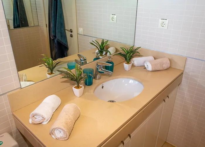 Lucky Thirteen - With Ocean View *