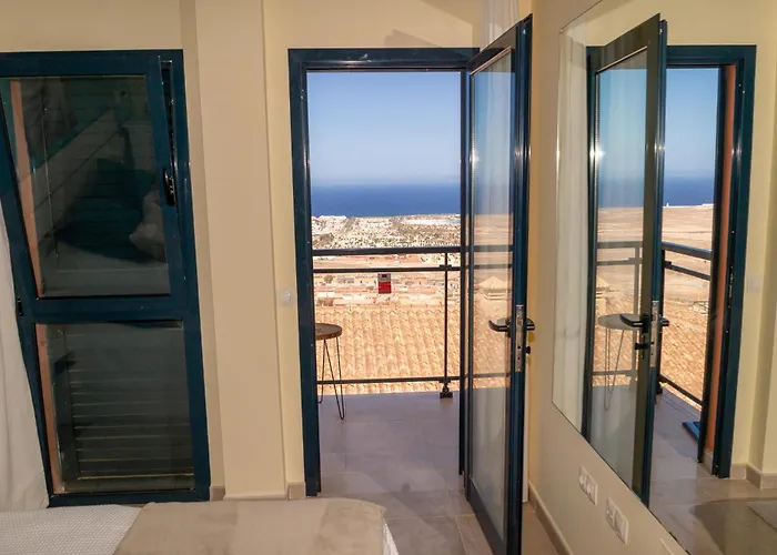 Lucky Thirteen - With Ocean View Appartement